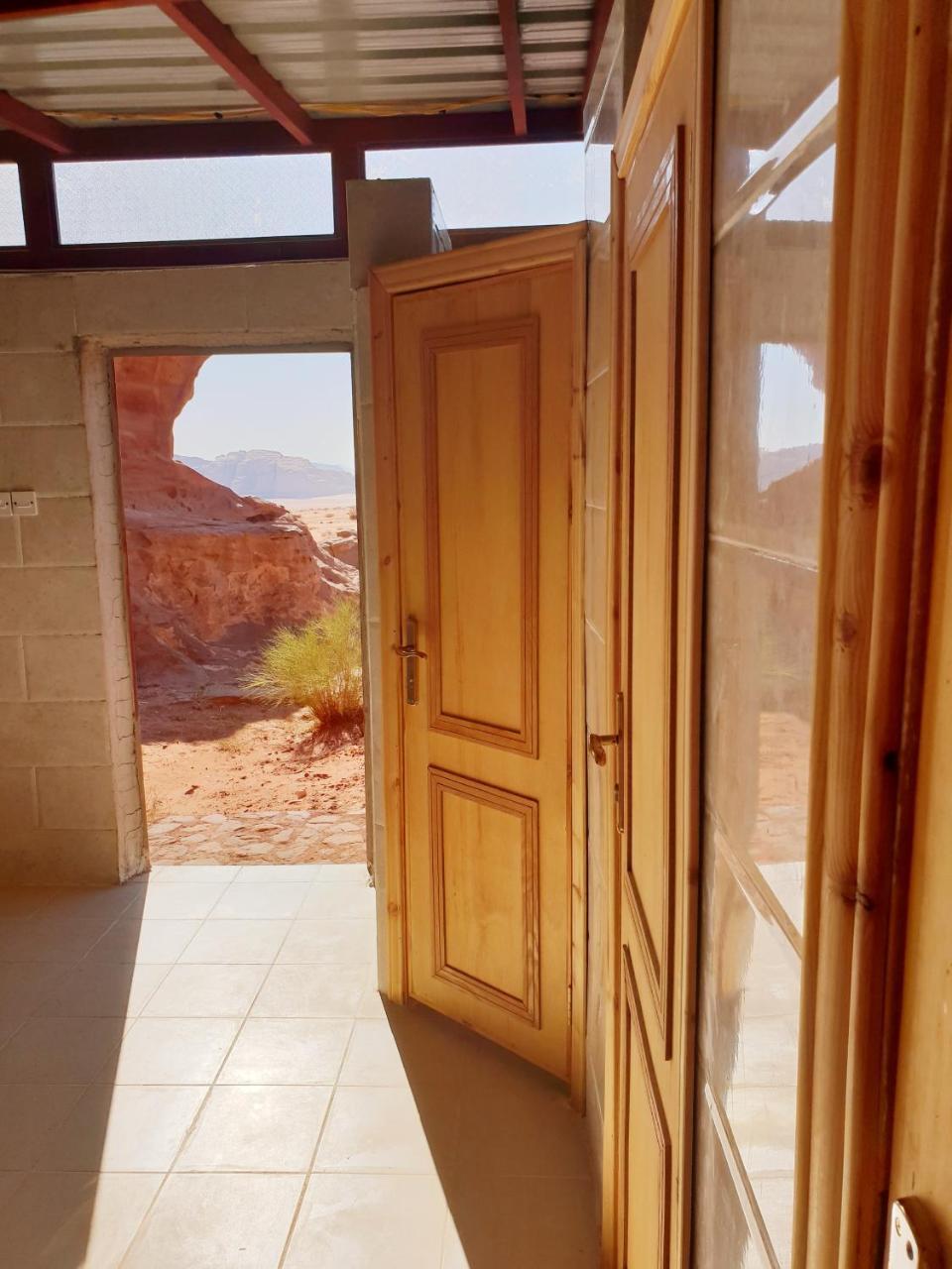 Real Bedouin Experience Tours & Camp Hotel Wadi Rum Exterior foto