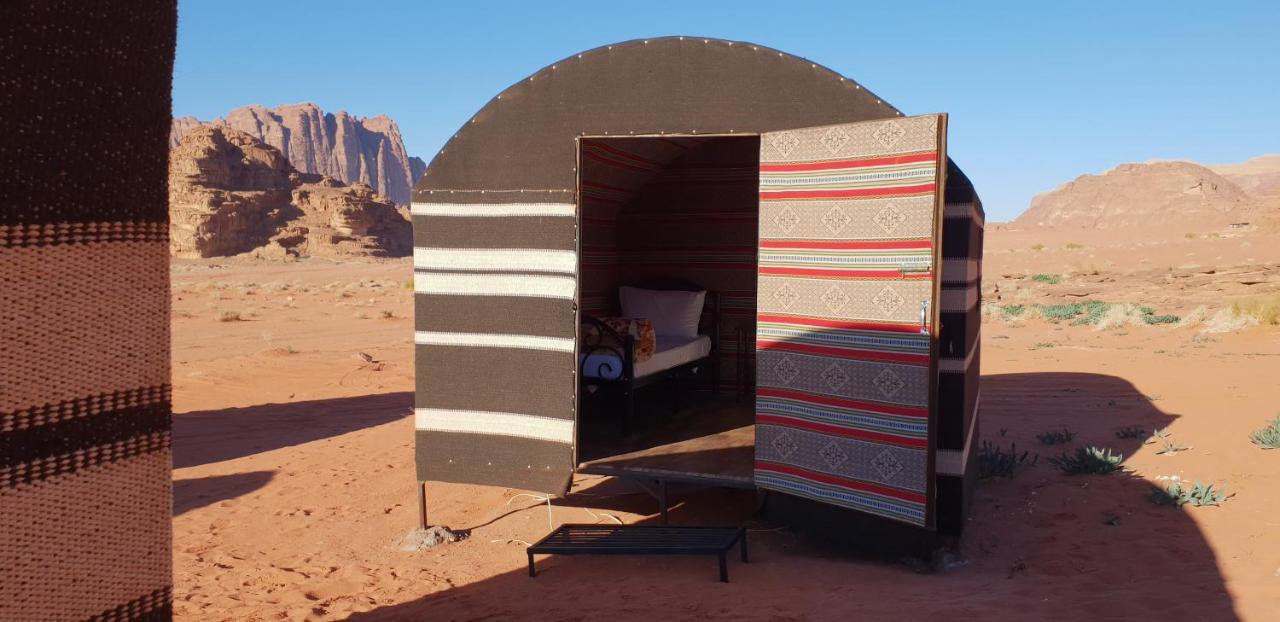 Real Bedouin Experience Tours & Camp Hotel Wadi Rum Exterior foto
