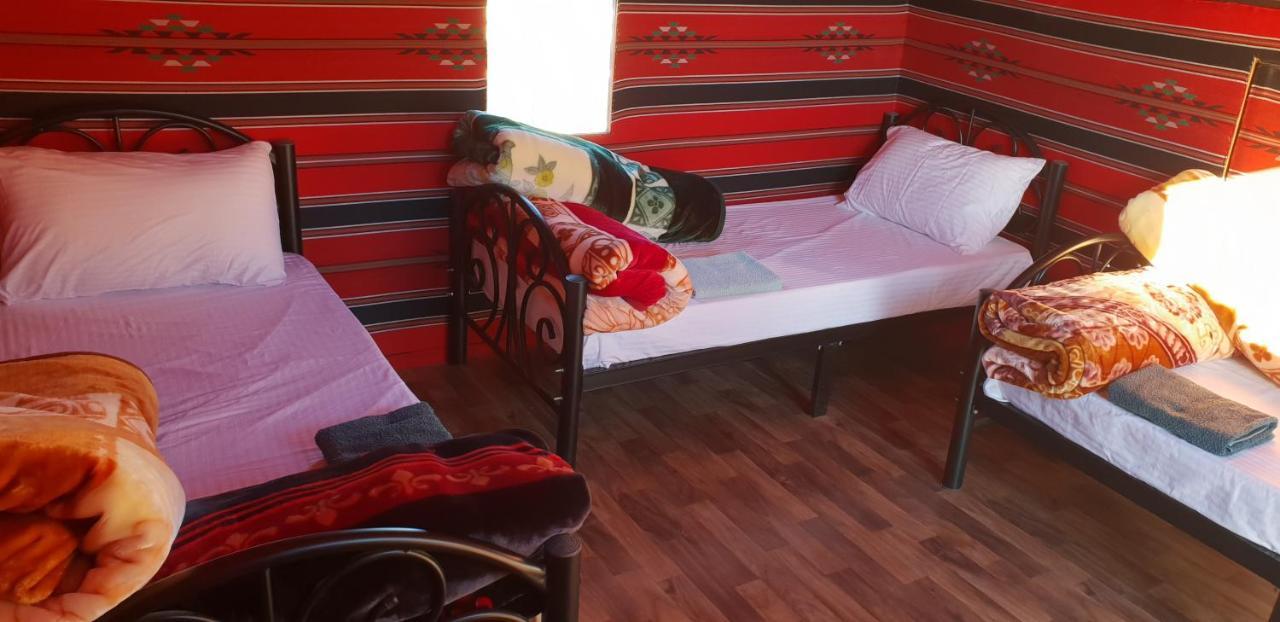 Real Bedouin Experience Tours & Camp Hotel Wadi Rum Exterior foto